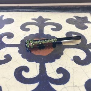 Rhinestone daisy hairpin